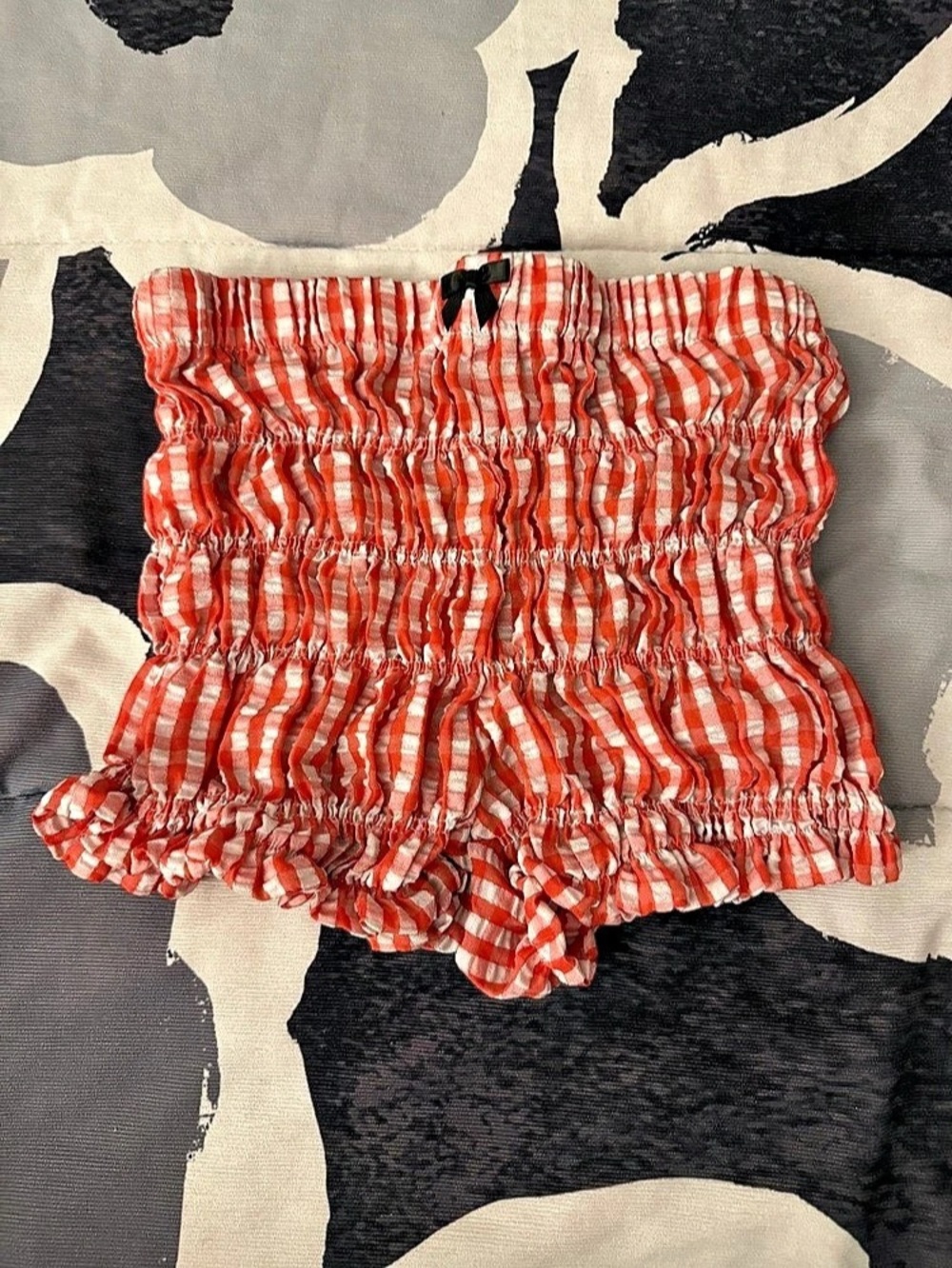 SHEIN Striped shorts in Red & White Size Small